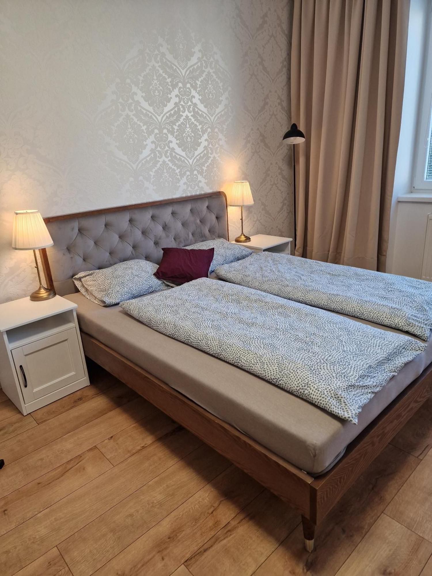Old Town Apartment - 2 Bedrooms Bratislava Exterior foto